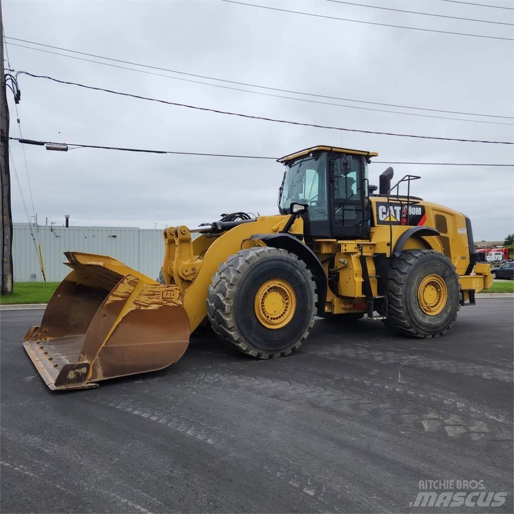 CAT 980M Naudoti ratiniai krautuvai