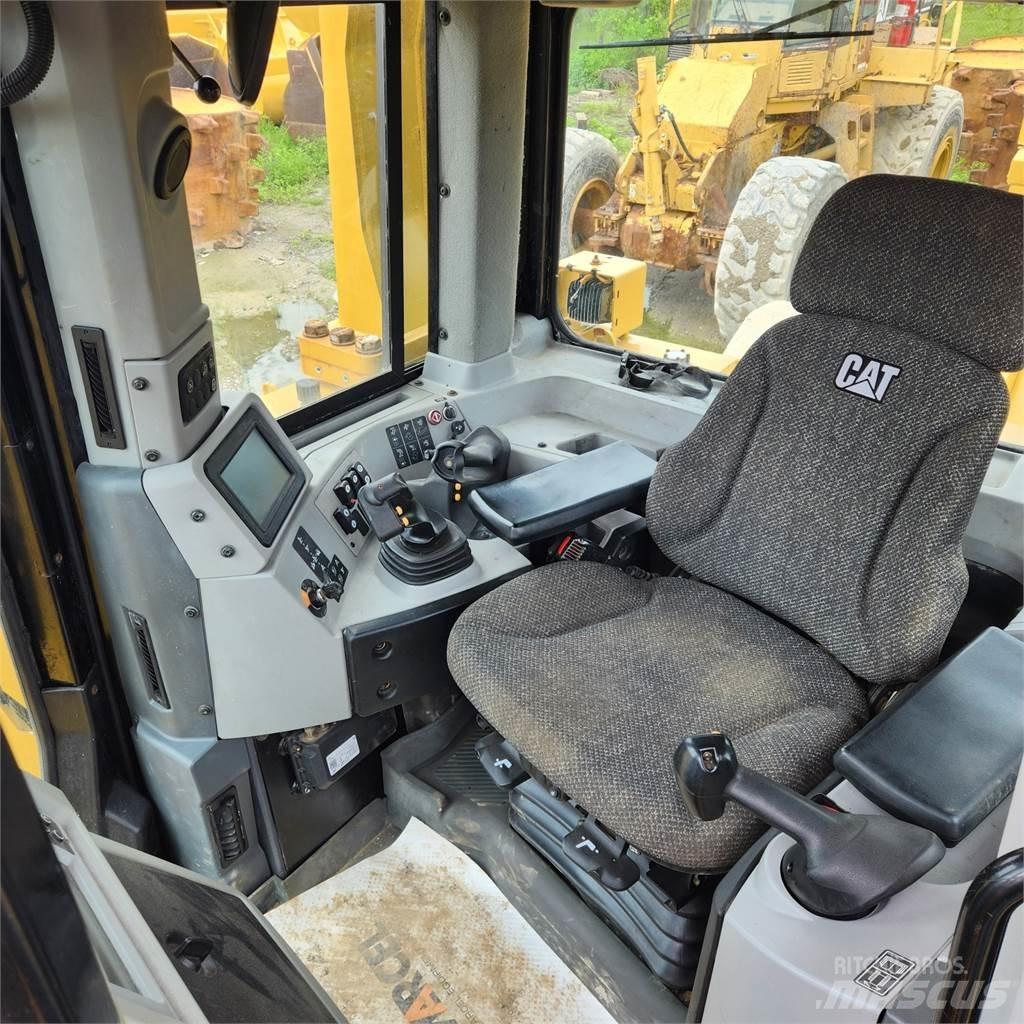 CAT D8T LGP Vikšriniai buldozeriai