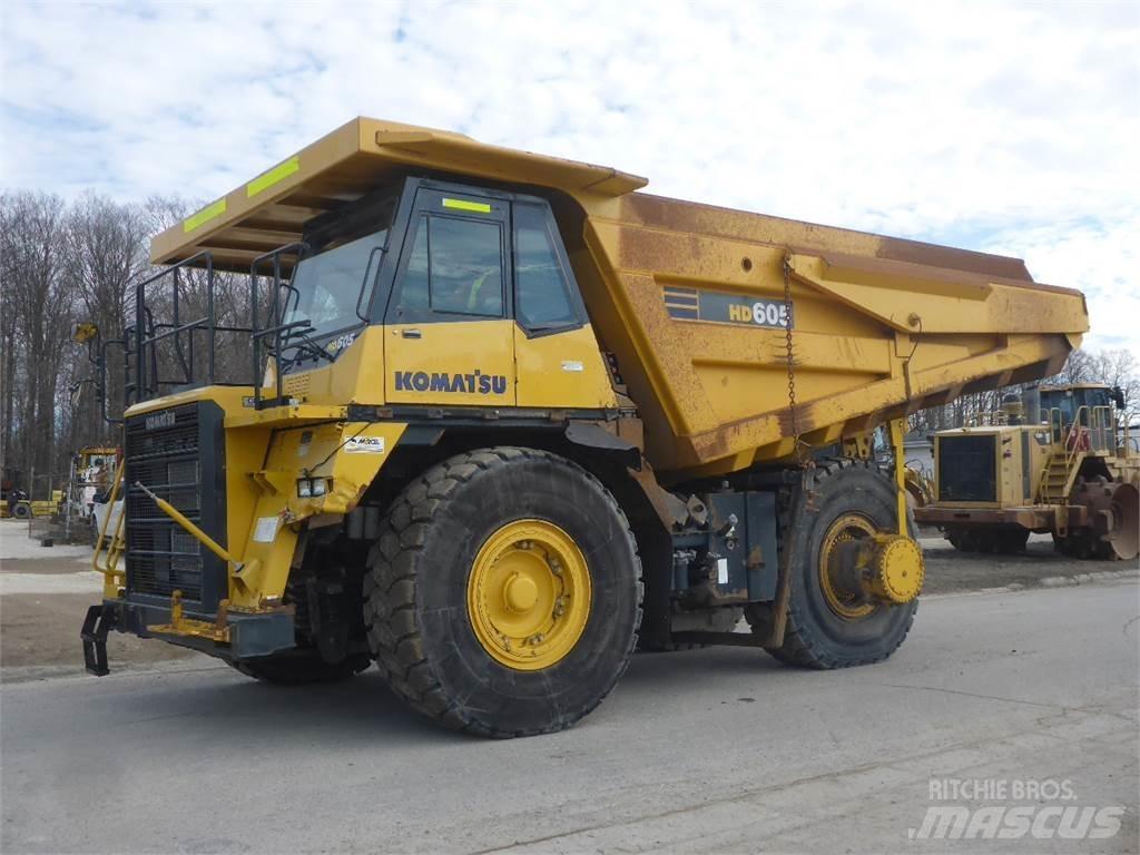Komatsu HD605-7 Atliekų išvežimo technika