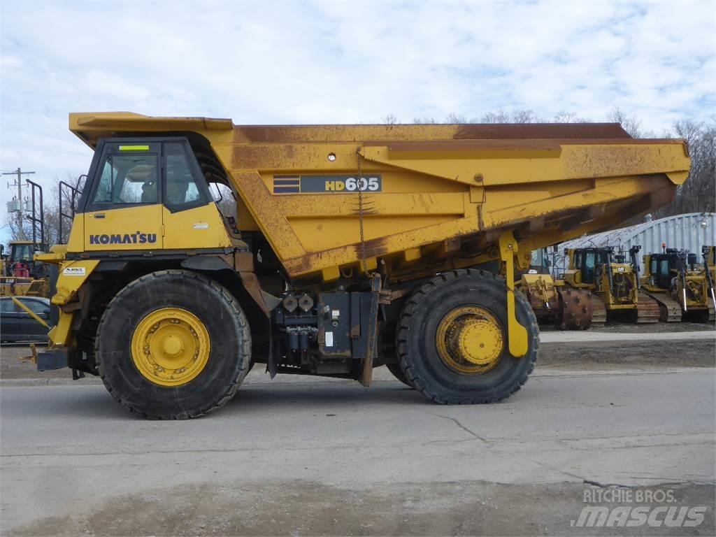 Komatsu HD605-7 Atliekų išvežimo technika