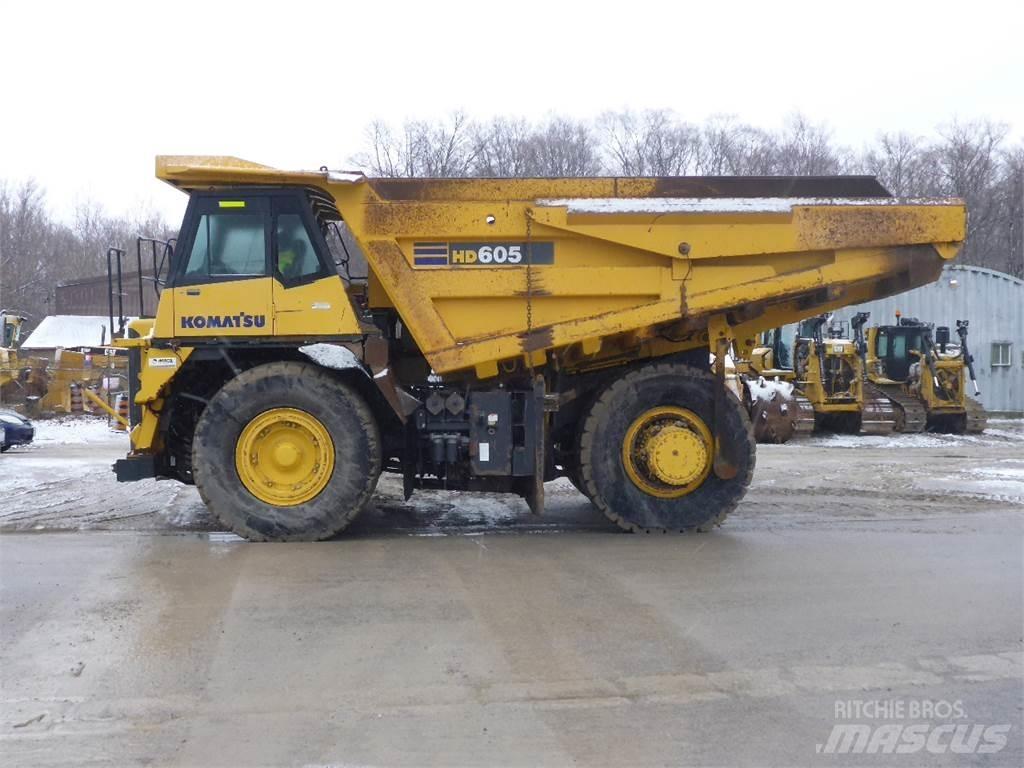 Komatsu HD605-7 Atliekų išvežimo technika