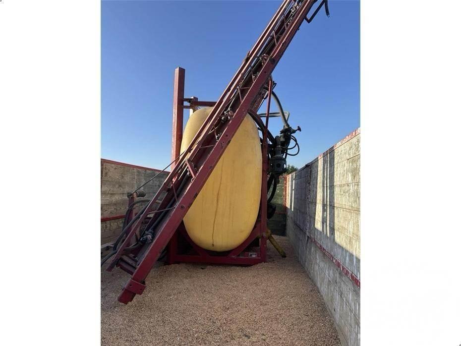 Hardi 1000 ltr., 12 m. Žemės ūkis - Kita