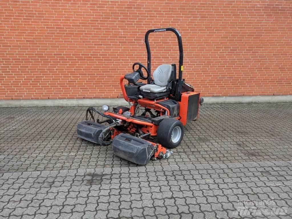 Jacobsen GP 400 Sodo traktoriukai-vejapjovės