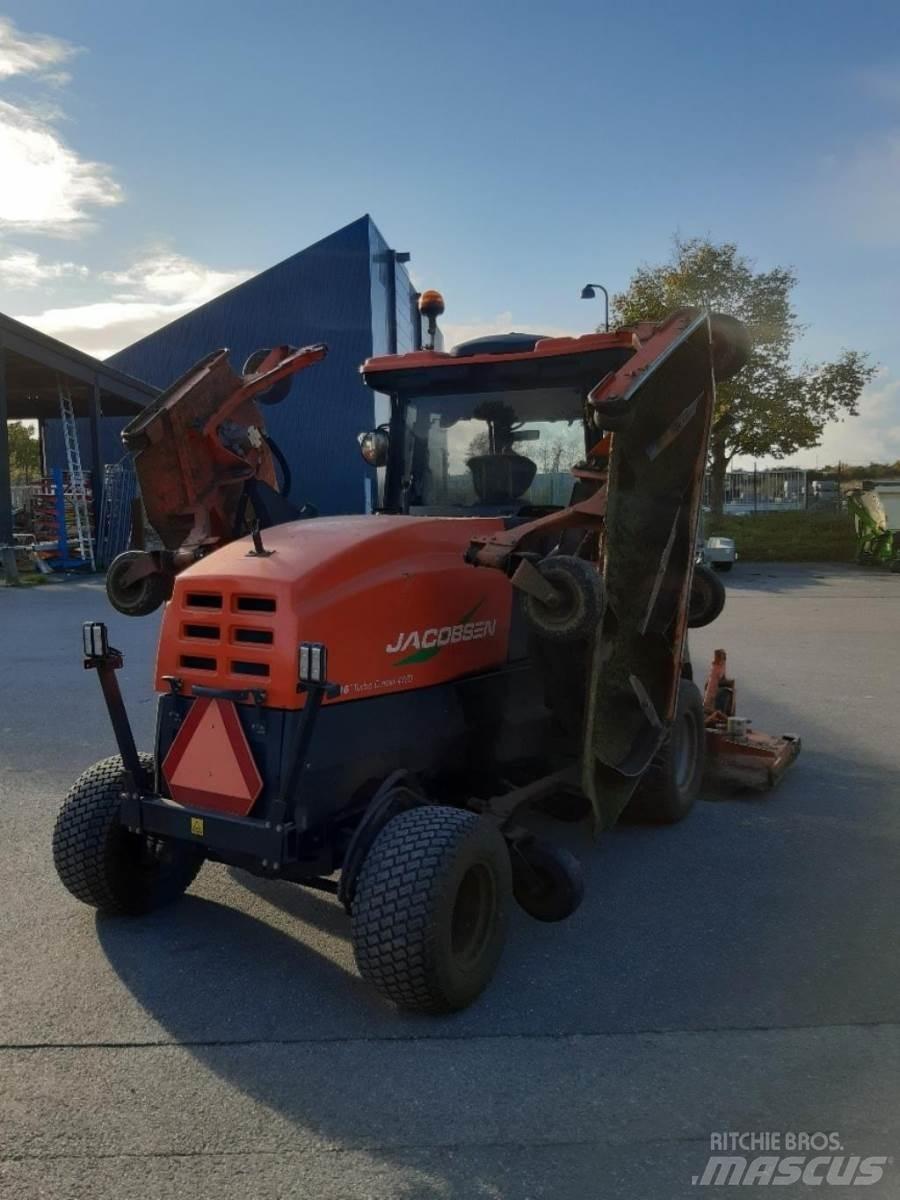 Jacobsen HR 9016 Sodo traktoriukai-vejapjovės