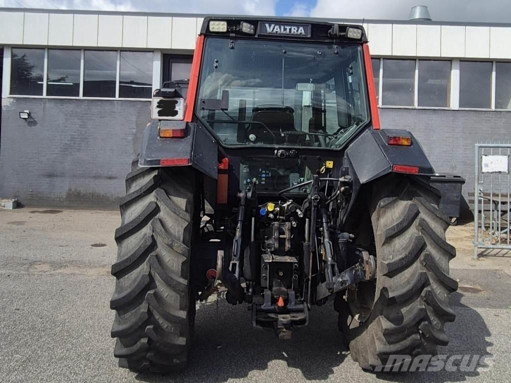 Valmet 6750 Traktoriai