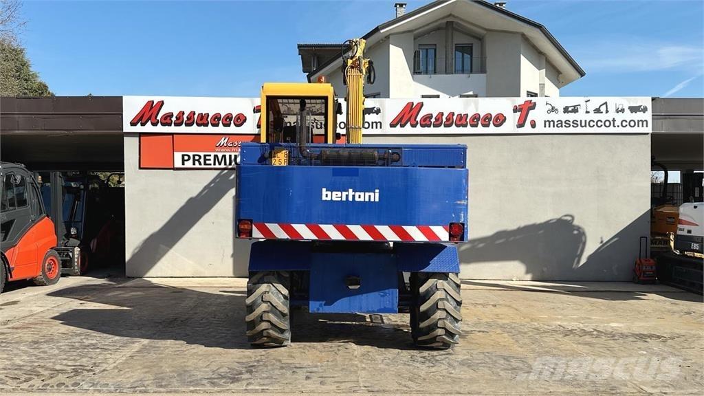 Bertani S3A 4x4 Ratiniai ekskavatoriai