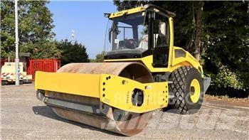 Bomag BW213 DH-5 Gruntiniai volai