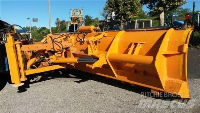Case IH MXM190 Sniego peiliai ir valytuvai