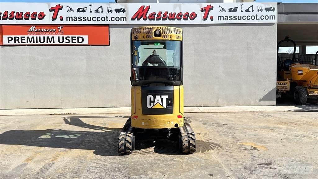 CAT 302CR Mini ekskavatoriai < 7 t