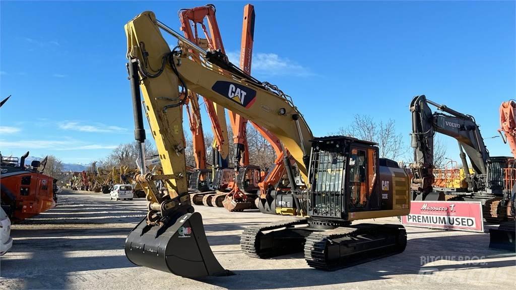 CAT 323E Vikšriniai ekskavatoriai