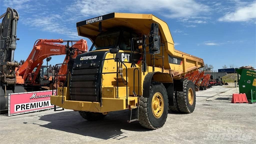 CAT 770 Statybiniai savivarčiai sunkvežimiai