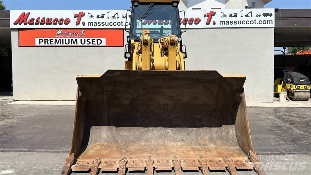 CAT 973C Naudoti ratiniai krautuvai