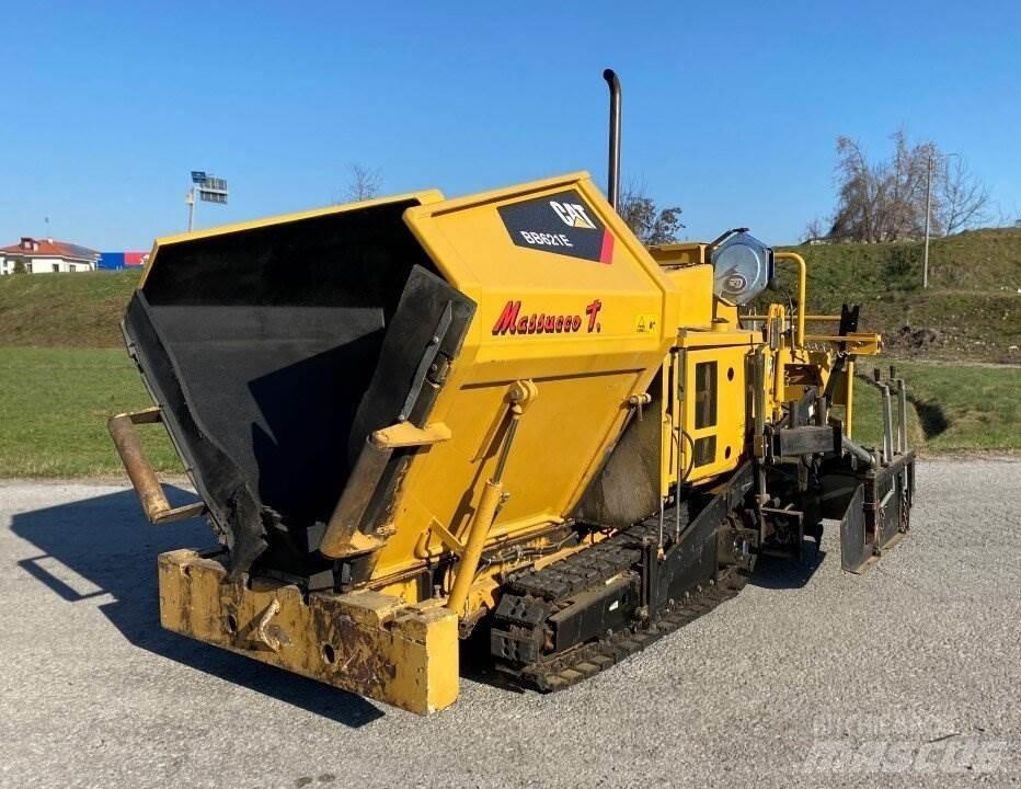 CAT BB621E Asfalto klotuvai