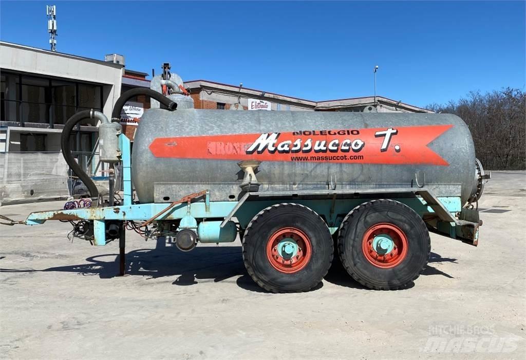CM 100/A Automobilinės cisternos