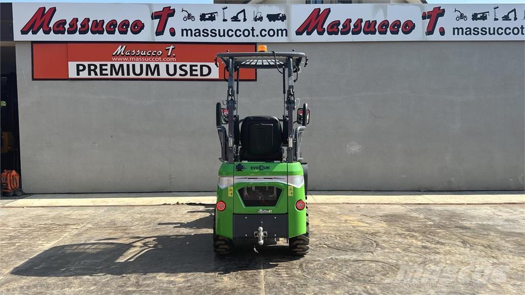 Everun ER08E 4x4 Naudoti ratiniai krautuvai