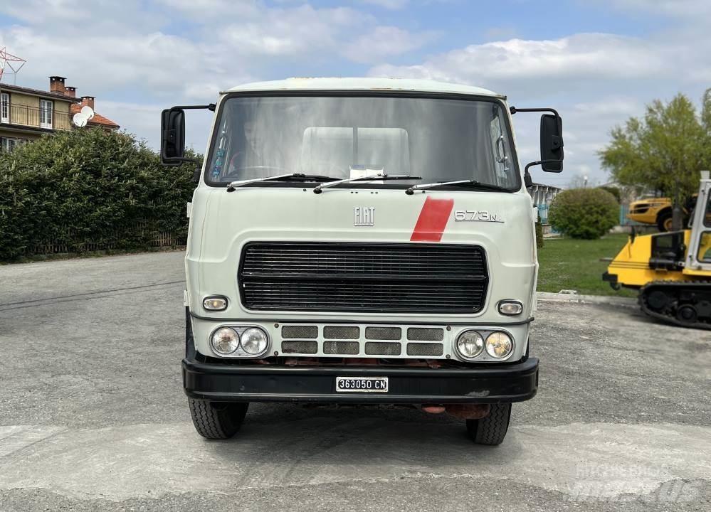 Fiat 673N 4X2 Kita