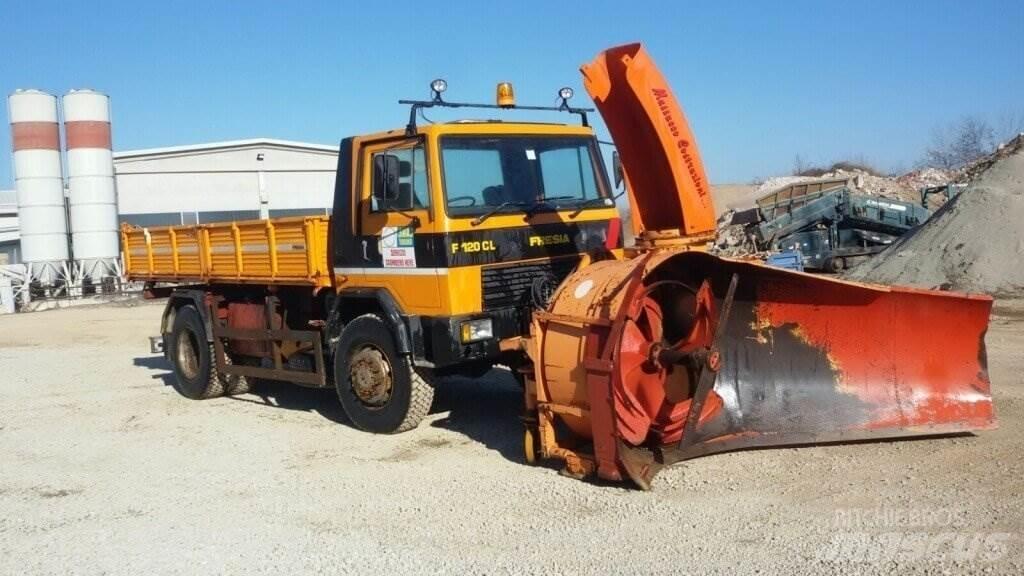  Fresia F120CL Sniego peiliai ir valytuvai