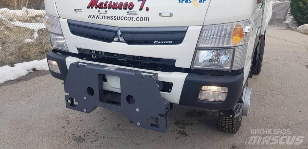 Fuso Canter 6C18 4X4 Kita