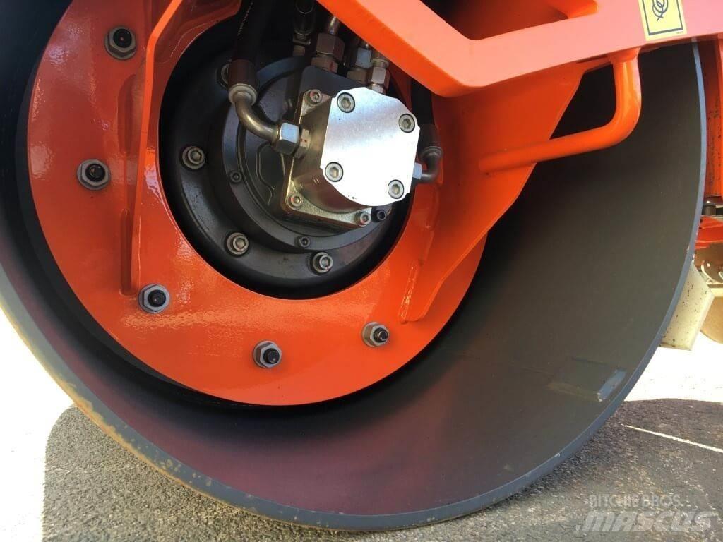 Hamm HD8VV Gruntiniai volai