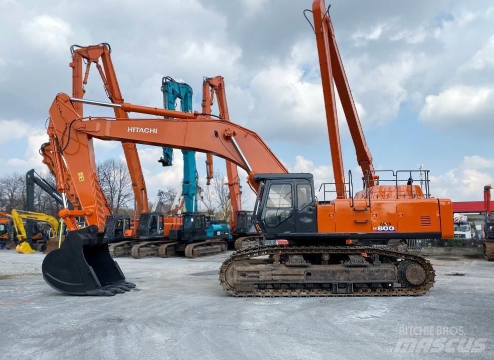 Hitachi EX800 Vikšriniai ekskavatoriai