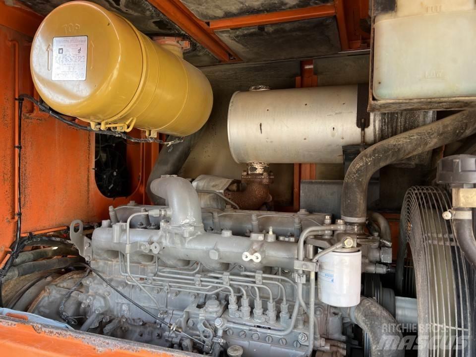 Hitachi LX170E Naudoti ratiniai krautuvai