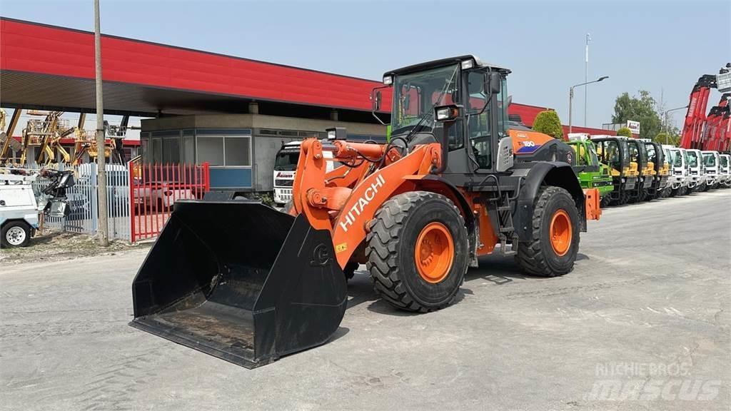 Hitachi ZW180-6 Naudoti ratiniai krautuvai