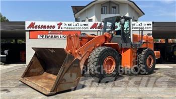 Hitachi ZW330 Naudoti ratiniai krautuvai