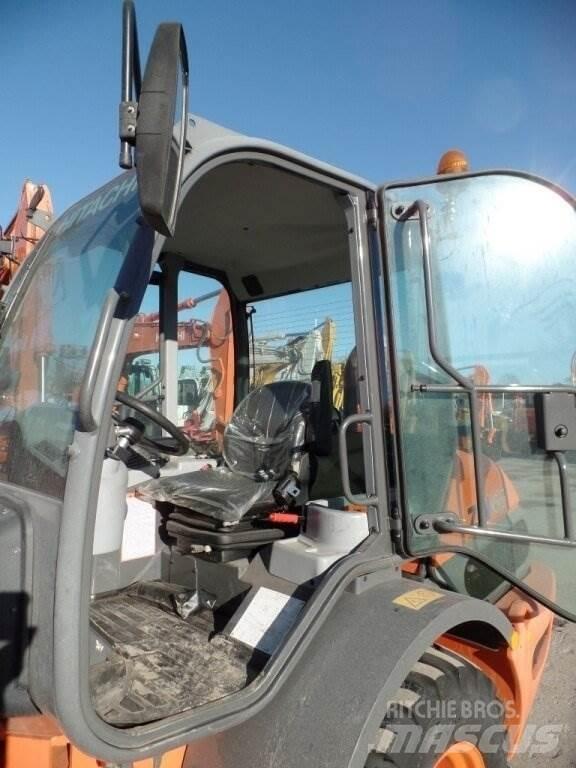 Hitachi ZW65 Naudoti ratiniai krautuvai