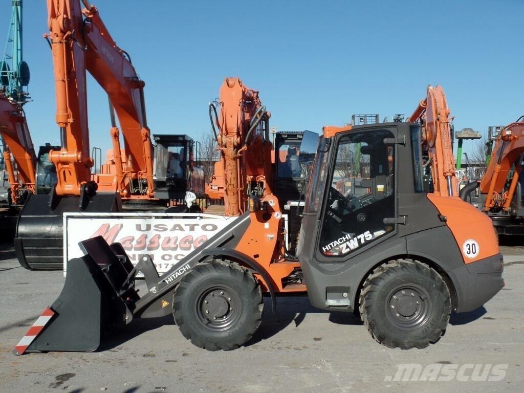 Hitachi ZW75-6 Naudoti ratiniai krautuvai