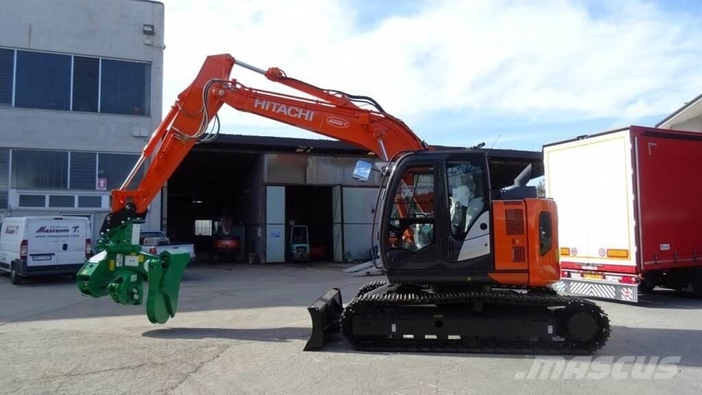 Hitachi ZX135US-6 Ekskavatoriai
