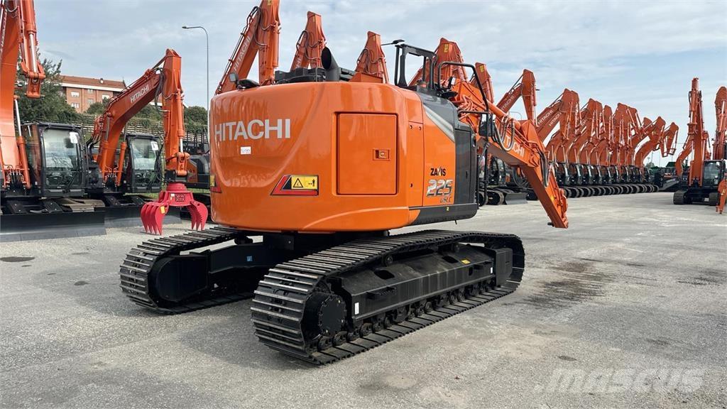 Hitachi ZX225USLC-7 Vikšriniai ekskavatoriai