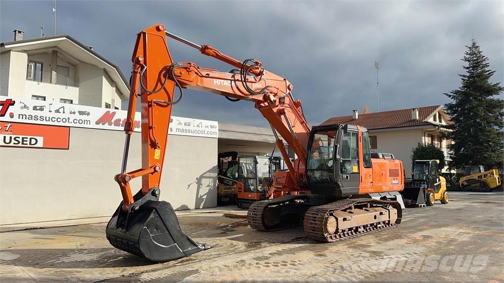Hitachi ZX240N Vikšriniai ekskavatoriai