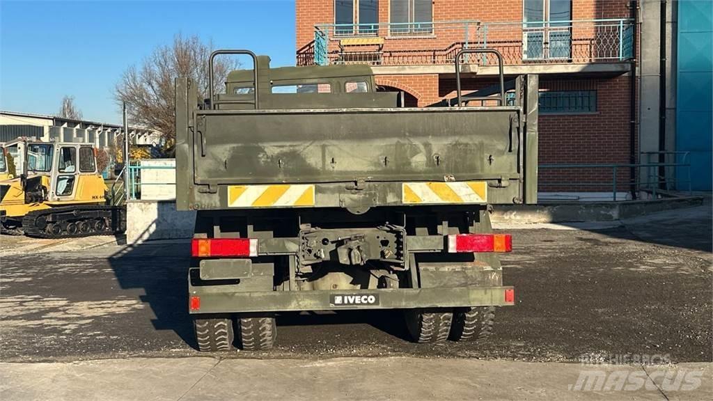 Iveco 260-35 6x4 Kita