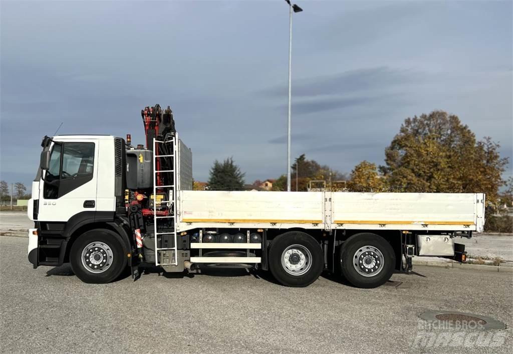 Iveco 350 6X2 Kita