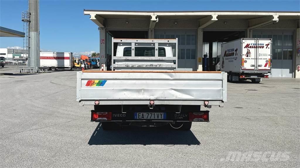 Iveco DAILY 35C13 4X2 Kita