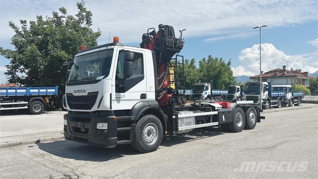 Iveco STRALIS 400 6X2 Kita