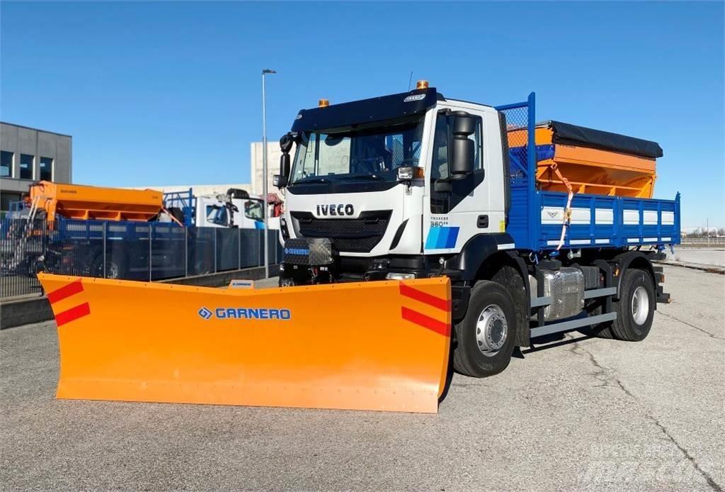 Iveco TRAKKER 360 Sniego peiliai ir valytuvai