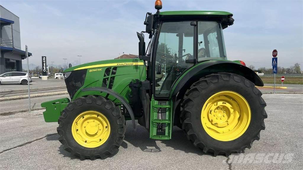 John Deere 6090MC 4X4 Sniego peiliai ir valytuvai