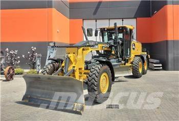 John Deere 622 GP 6X6 Vikšriniai buldozeriai