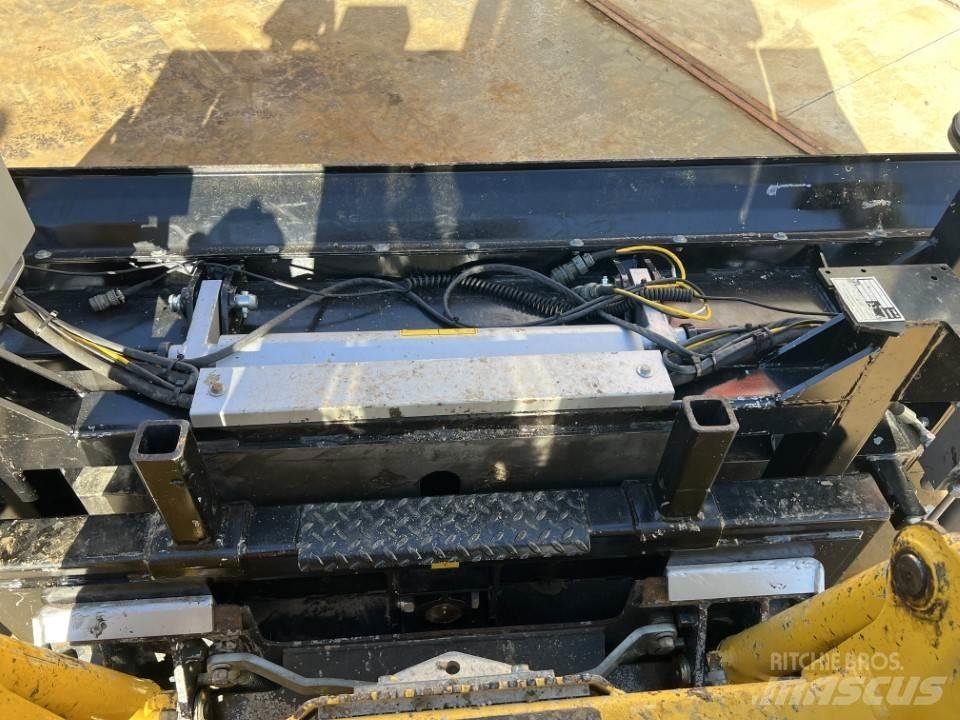 Komatsu CK 20 HF Krautuvai su šoniniu pasukimu