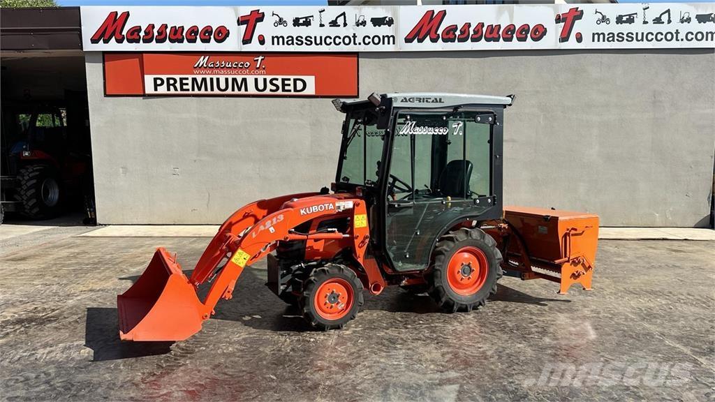 Kubota LA213FL 4x4 Sniego peiliai ir valytuvai