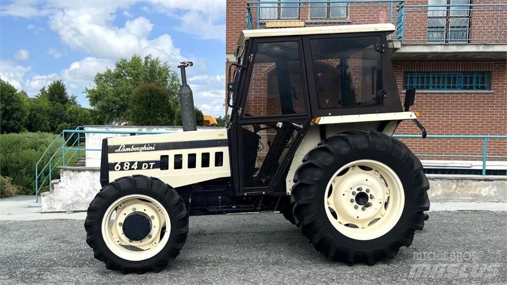 Lamborghini 684 DT Sniego peiliai ir valytuvai