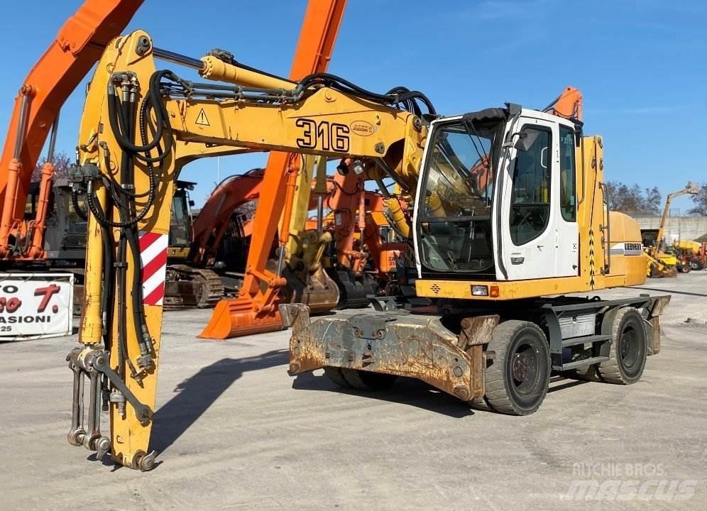 Liebherr A316 Ratiniai ekskavatoriai