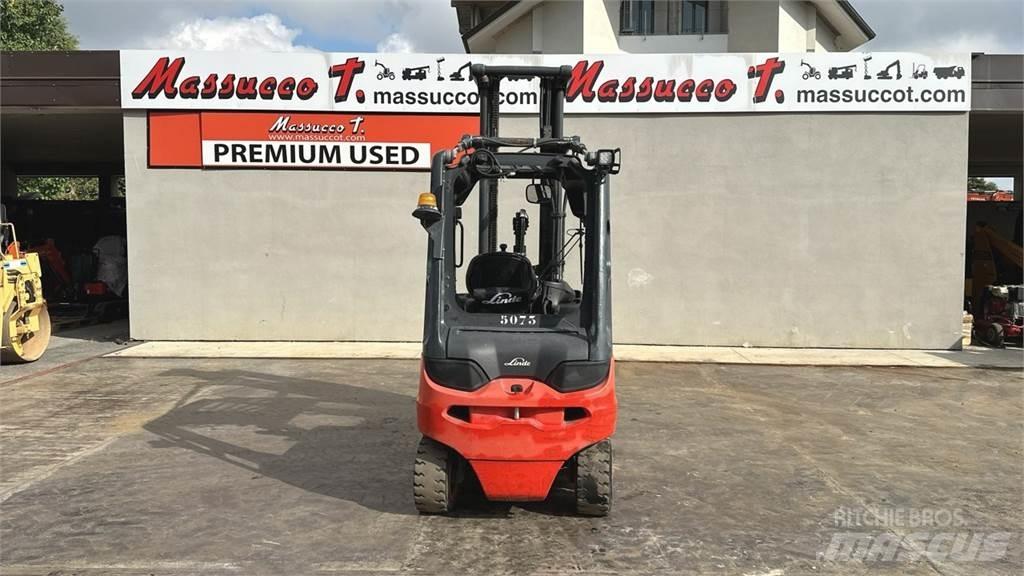Linde E30L Elektriniai šakiniai krautuvai