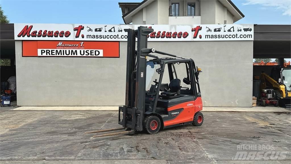 Linde E30L - 01 Elektriniai šakiniai krautuvai