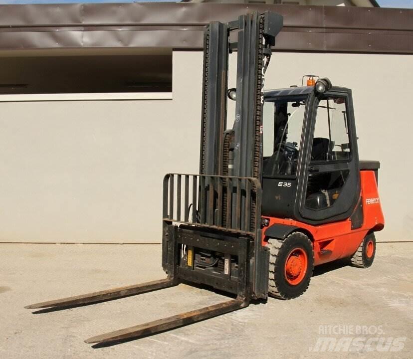 Linde E35P Elektriniai šakiniai krautuvai