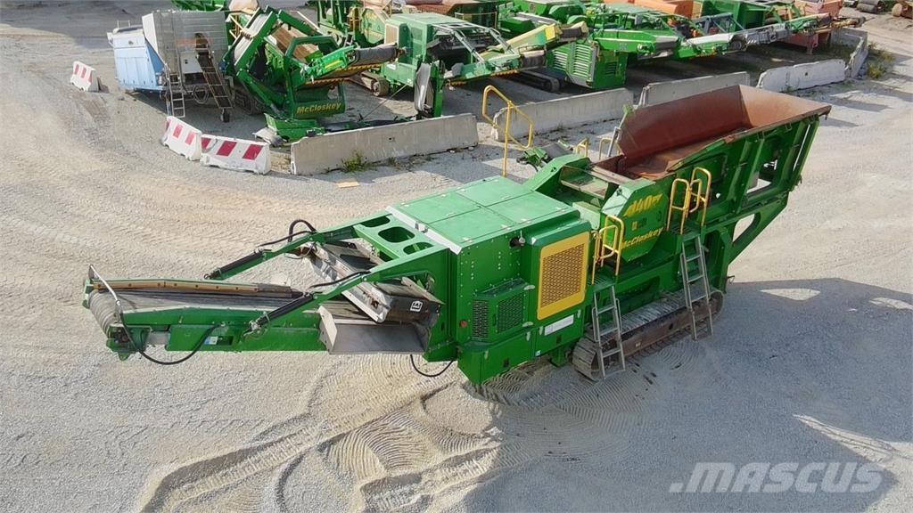 McCloskey J40 V2 Malūnai