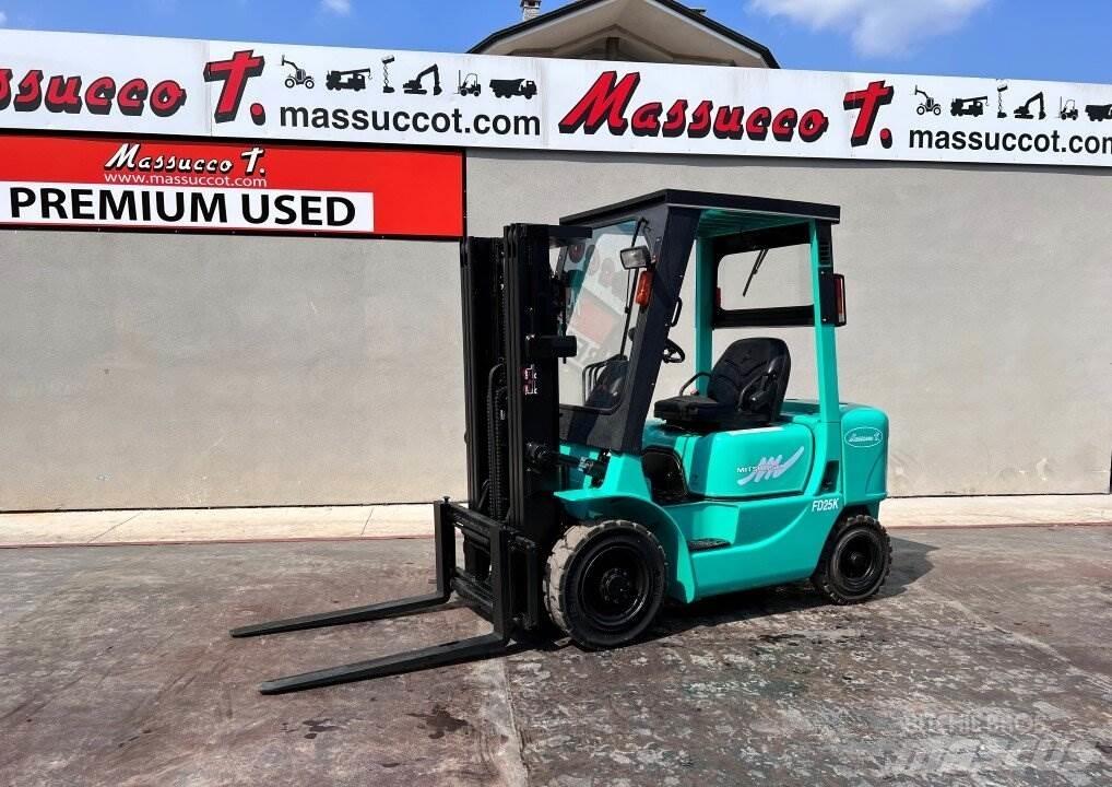 Mitsubishi FD25K Dyzeliniai krautuvai