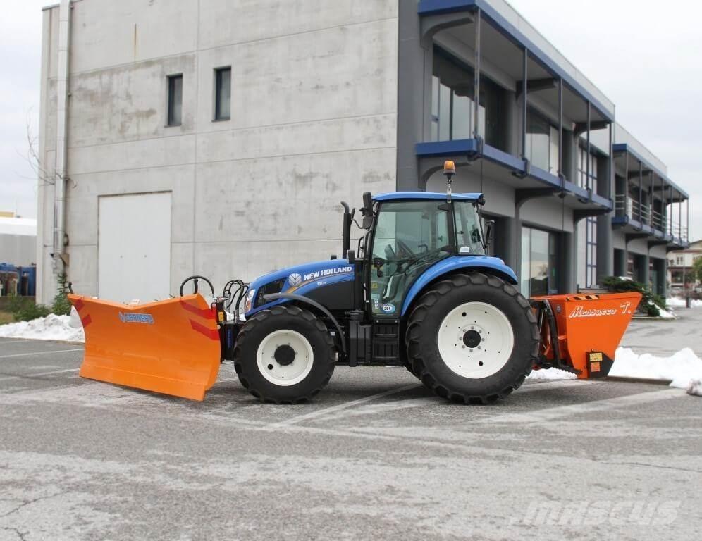New Holland T5.115 Sniego peiliai ir valytuvai