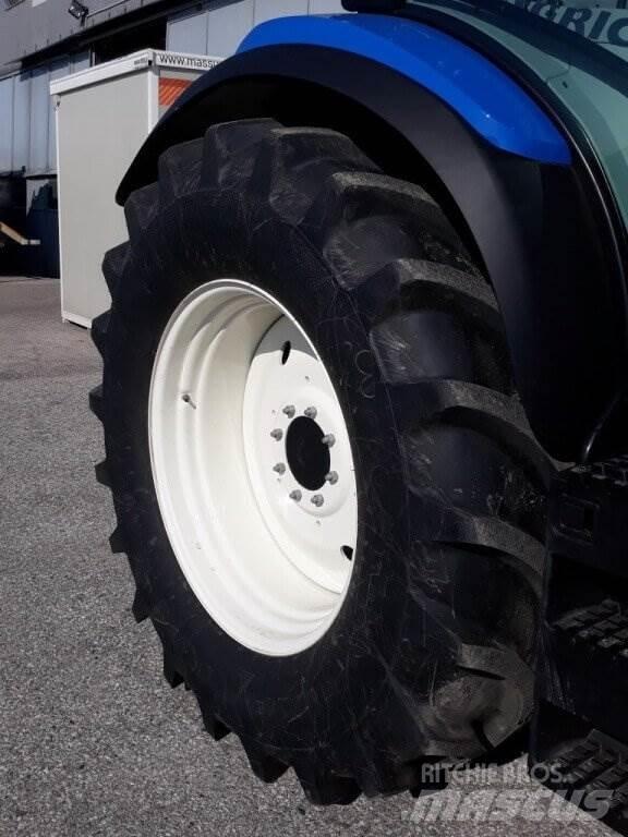 New Holland T6.165 Sniego peiliai ir valytuvai